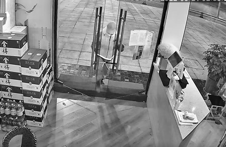 針對煙酒超市被盜頻發(fā)，AI視頻聯(lián)網(wǎng)報(bào)警系統(tǒng)使用時(shí)的建議