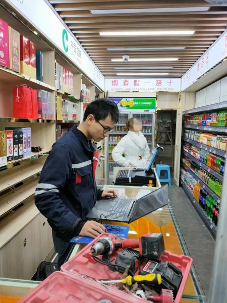 AI視頻監(jiān)控系統(tǒng)|煙酒超市防盜系統(tǒng)|煙酒超市監(jiān)控系統(tǒng)|防盜報警系統(tǒng)